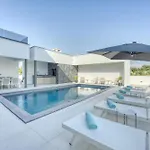 Elena Zadarvillas Zaton (Zadar)