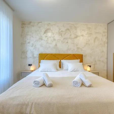 Elena Zadarvillas Zaton (Zadar)