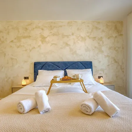 וילה Elena Zadarvillas