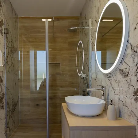 Elena Zadarvillas Villa