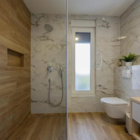 Elena Zadarvillas Villa