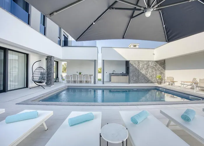 Elena Zadarvillas Zaton (Zadar)